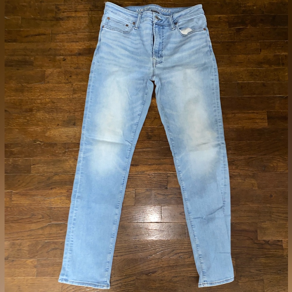 Men’s American Eagle Outfitters Light Wash Denim Jeans